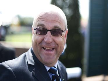 http://betting.betfair.com/horse-racing/Fahey%20glasses%20grin.jpg